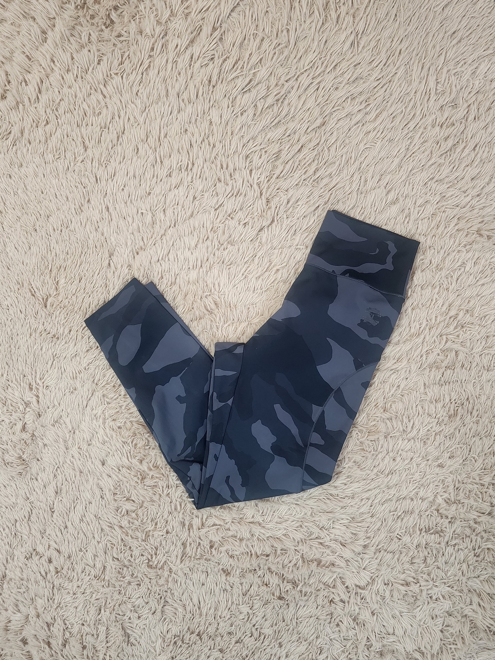 BETTER BODIES Dark Gray Camo High-Waisted Leggings - Picture 4 of 16